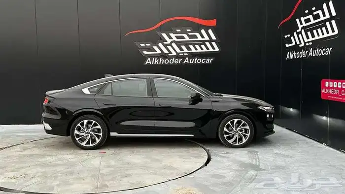 فورد تورس تيتانيوم 2026 لدى الخضر للسيارات 3