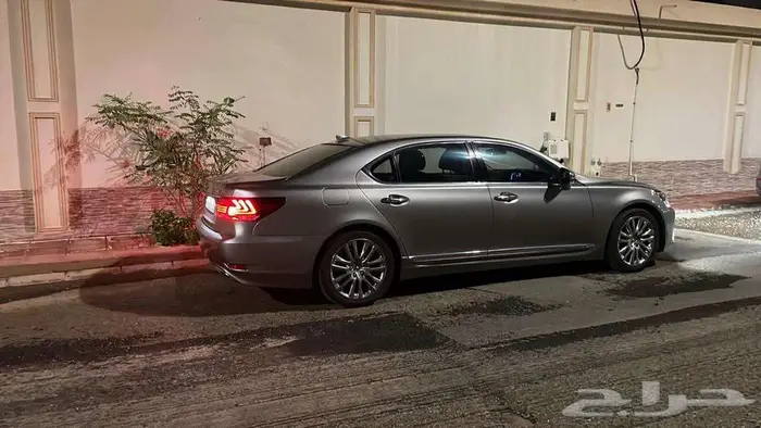 لكزس LS460L 2014 8