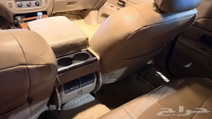 فورد فيكتوريا 2005 سمني للبيع 12