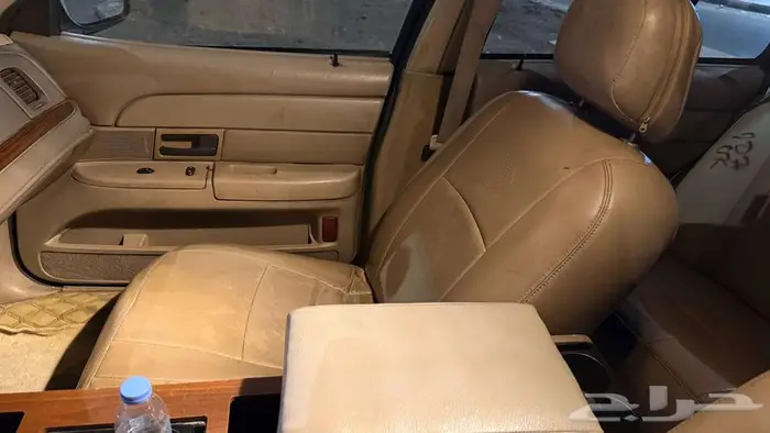 فورد فيكتوريا 2005 سمني للبيع 15