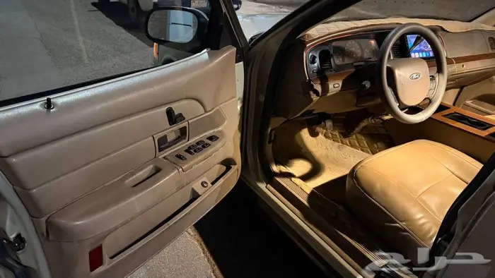 فورد فيكتوريا 2005 سمني للبيع 20