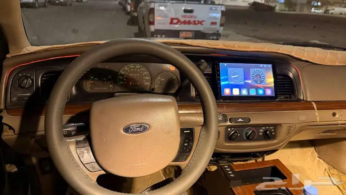 فورد فيكتوريا 2005 سمني للبيع 19