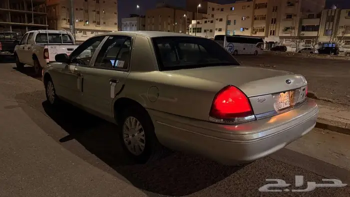 فورد فيكتوريا 2005 سمني للبيع 4