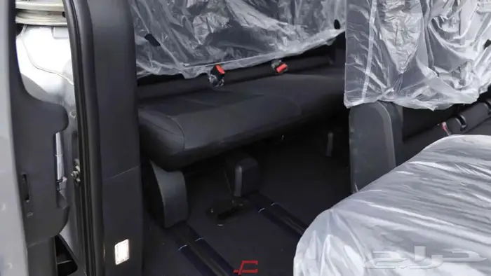 هيونداي ستاريا 9 ركاب ديزل 2025 15