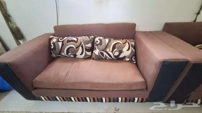 كنب مستخدم في الدرب 0