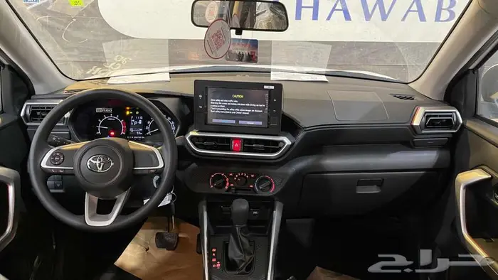 تويوتا رايز ستاندر XLE ابيض وفضي 2026 متوفر لدي الثواب 9