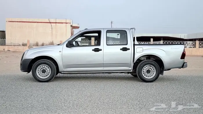 ايسوزو ديماكس 2012 0