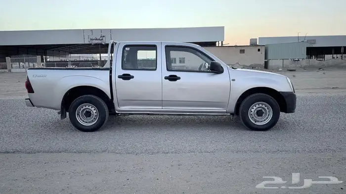 ايسوزو ديماكس 2012 1