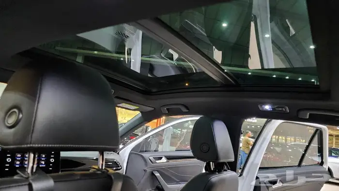 فولكس واجن تي روك ستايلي 2024 18