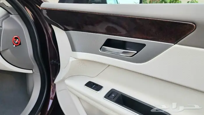 جاكور XF 2018 19