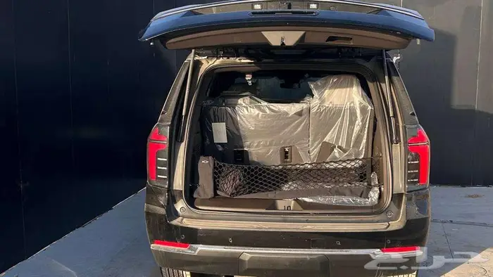 شيفروليه تاهو LS 2025 دبل لدى شركة عبدالمجيد الخضر 6