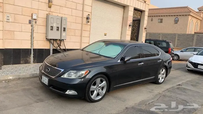 لكزاس LS460 لارج نظيف 5