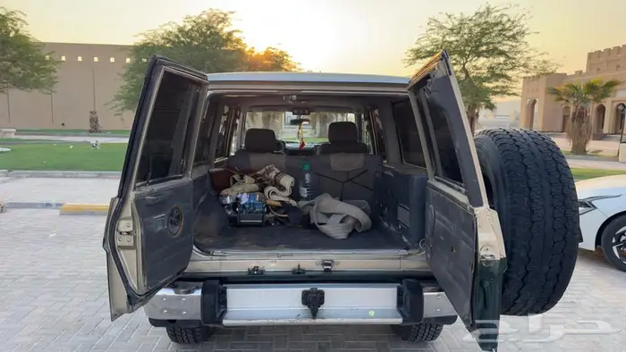 نيسان باترول واجن موديل 90 17