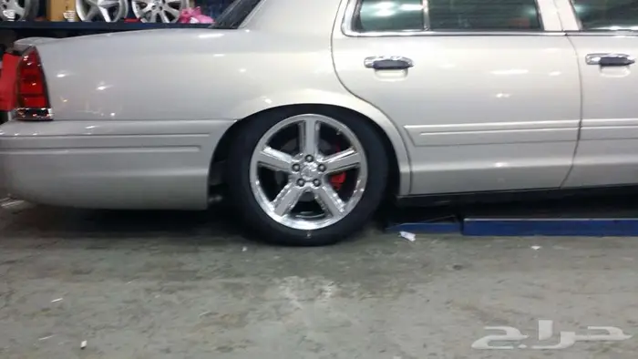 مورودور تتوفر لدينا جنوط فورد مورودور جديد 41