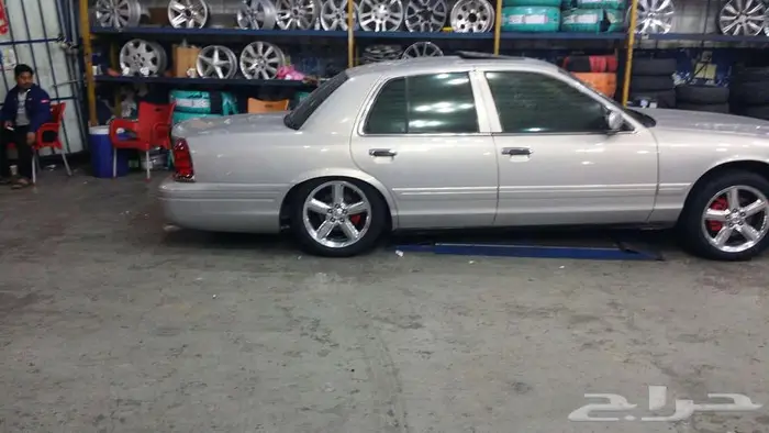 مورودور تتوفر لدينا جنوط فورد مورودور جديد 42