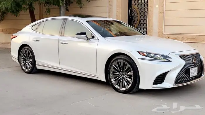 لكزس LS500 فل كامل 2020 نظيفة جدا 25