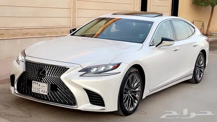 لكزس LS500 فل كامل 2020 نظيفة جدا 17