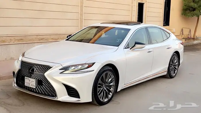 لكزس LS500 فل كامل 2020 نظيفة جدا 23