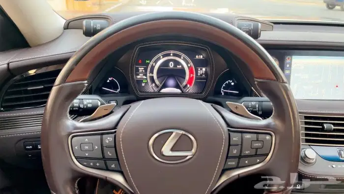 لكزس LS500 فل كامل 2020 نظيفة جدا 26