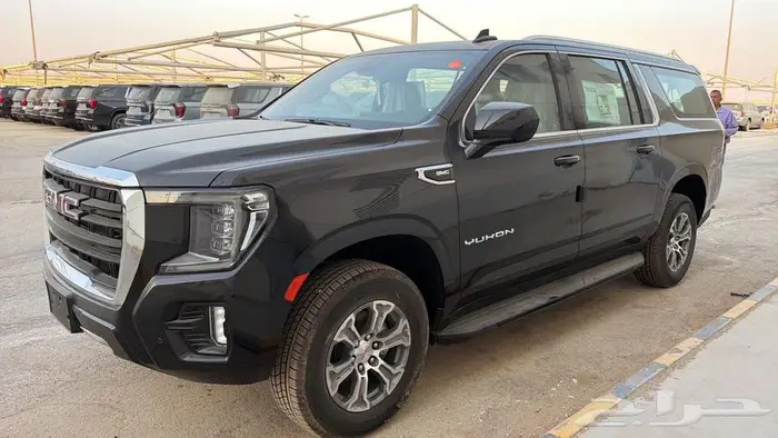 جي ام سي يوكن XL طويل 2024 اسود سعودي 1
