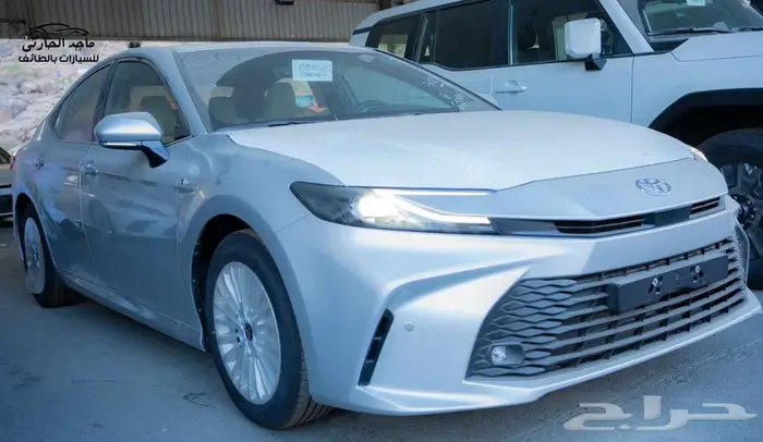 تويوتا كامري E-PLUS هايبرد 2025 ب 114.500 شامل الضريبة 1