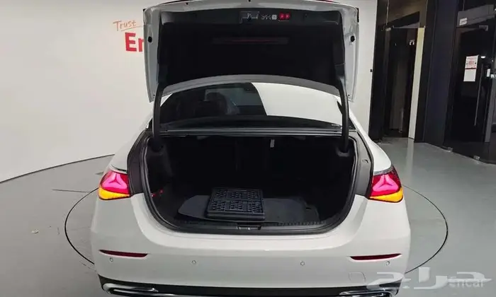 مرسيدس E200 2025 - وارد كوريا 19