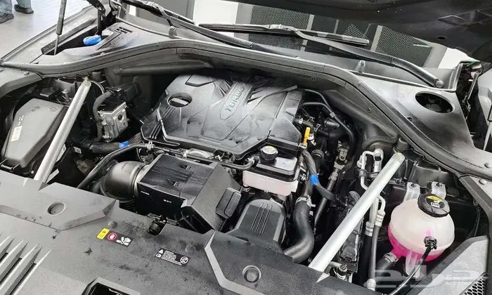 جينيسيس GV70 2023 - وارد كوريا 5