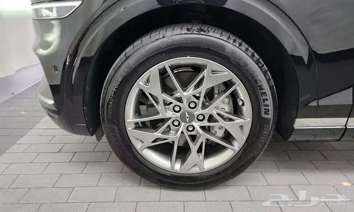 جينيسيس GV70 2023 - وارد كوريا 4