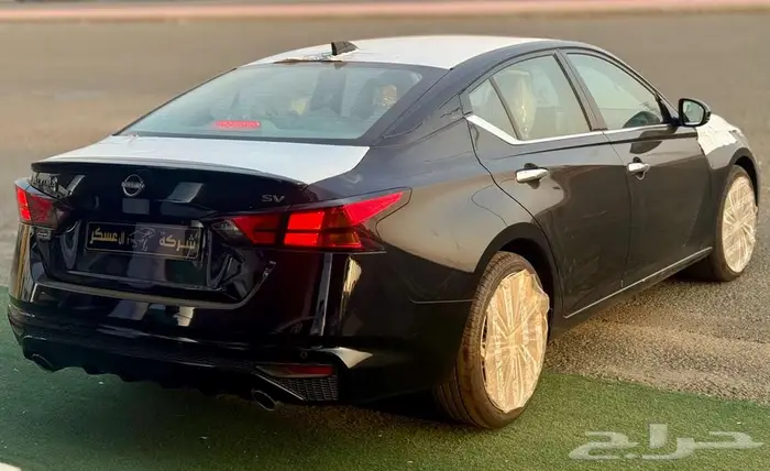 نيسان التيما نص فل SV موديل 2026 5