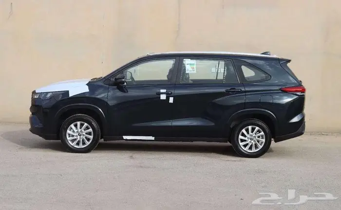 تويوتا انوفا بنزين GLموديل 2024 26