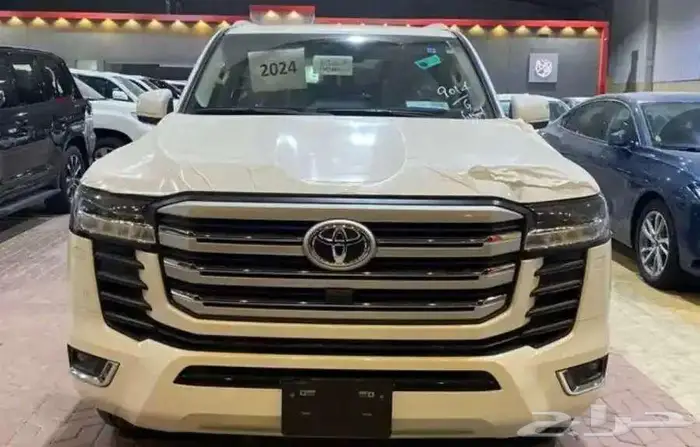 تويوتا لاندكروزر GXR3 بنزين 2025 اصفار 2
