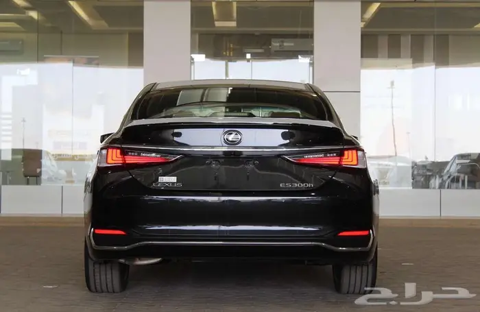 لكزس - ES300 Bh هايبرد - 2025 نص فل - خليجي 5