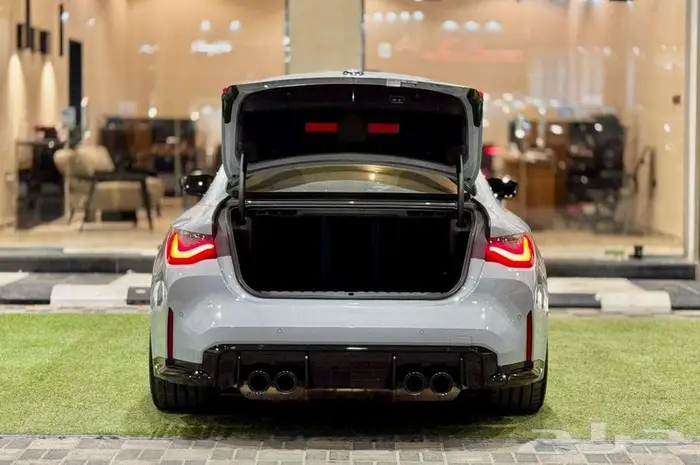 BMW M4 Competition 2024 - كاش وتمويل 4