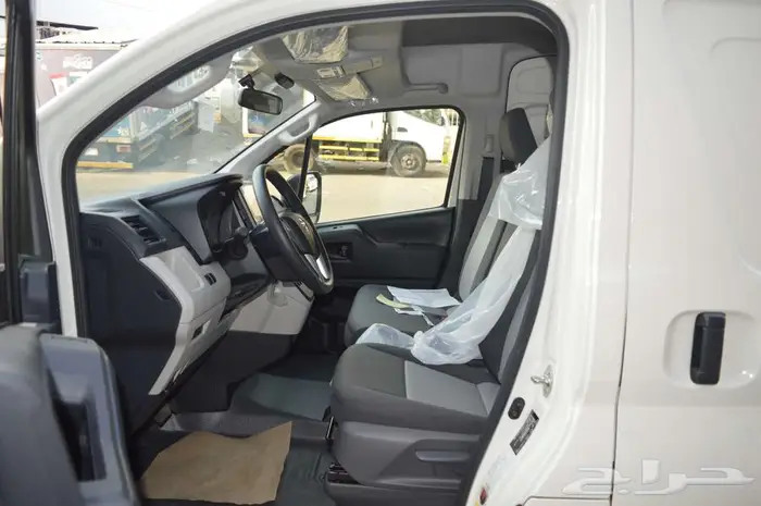 تويوتا باص هايس 2026 ديزل سقف مرتفع عبداللطيف جميل 12