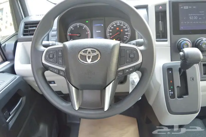 تويوتا باص هايس 2026 ديزل سقف مرتفع عبداللطيف جميل 19