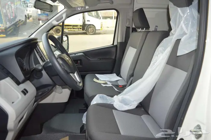 تويوتا باص هايس 2026 ديزل سقف مرتفع عبداللطيف جميل 15