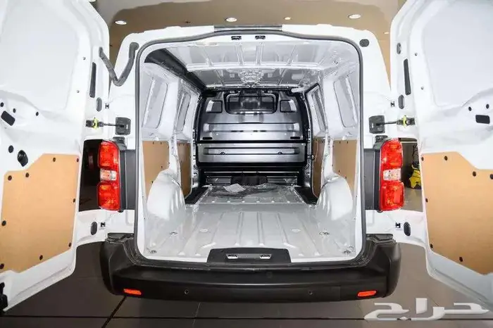 سيتروين جامبي فان بضاعة اتوماتيك ديزل موديل 2025 6