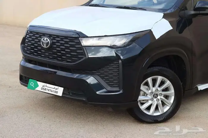 تويوتا انوفا بنزين GLموديل 2024 20