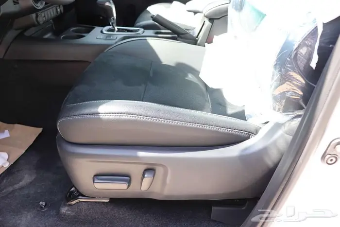 تويوتا هايلكس الرياضيه GR EDITION سعودي 2025 كميه محدوده 36