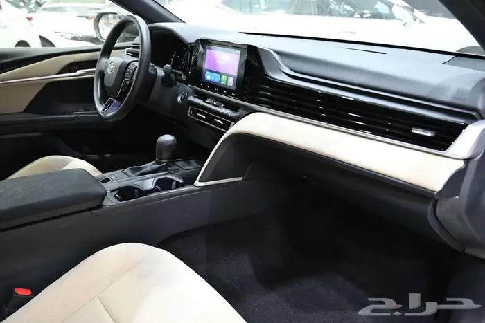 تويوتا كامري 2025 استاندر طيس بالنقد والتقسيط 9