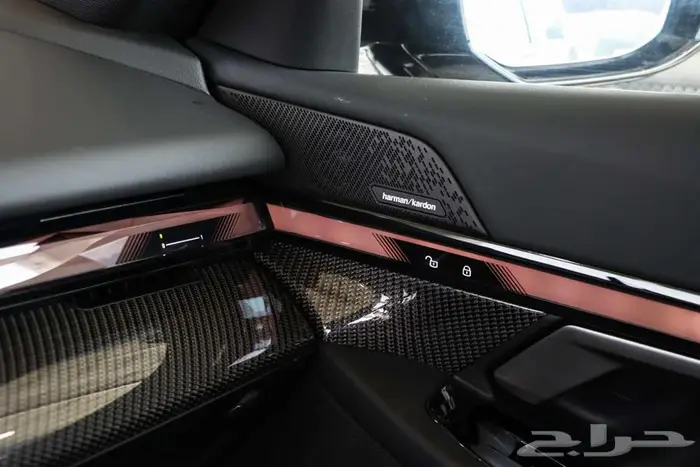 BMW 520 2026 ام كت اسود داخل اسبرسو 10