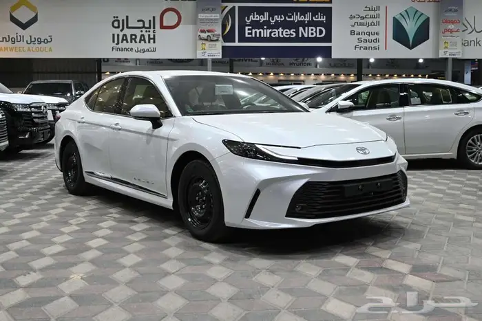تويوتا كامري 2025 استاندر طيس بالنقد والتقسيط 2