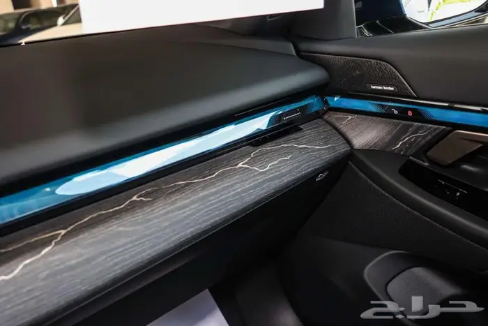 بي ام دبليو BMW 520I ام كت 2026 فل كامل 9