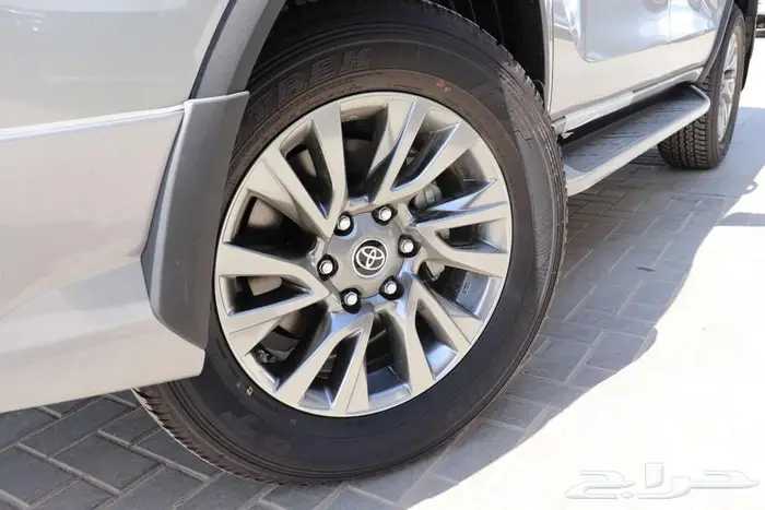 تويوتا فورتشنر VX3 فل الرياضية بنزين سعودي 2025 افضل سعر 1