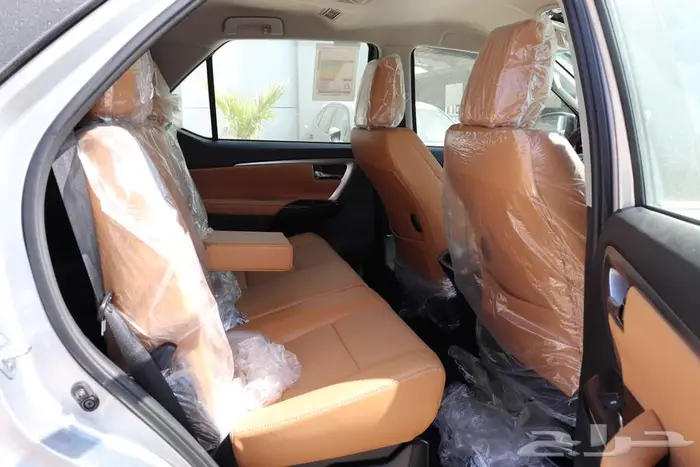 تويوتا فورتشنر VX3 فل الرياضية بنزين سعودي 2025 افضل سعر 8