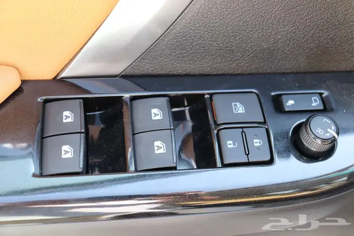 تويوتا فورتشنر VX3 فل الرياضية بنزين سعودي 2025 افضل سعر 38