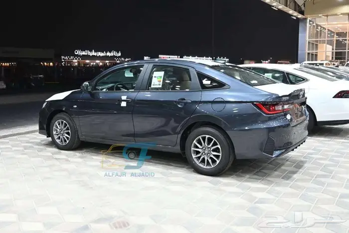 تويوتا يارس 2026 متوفر فئات بالنقد والتقسيط 3