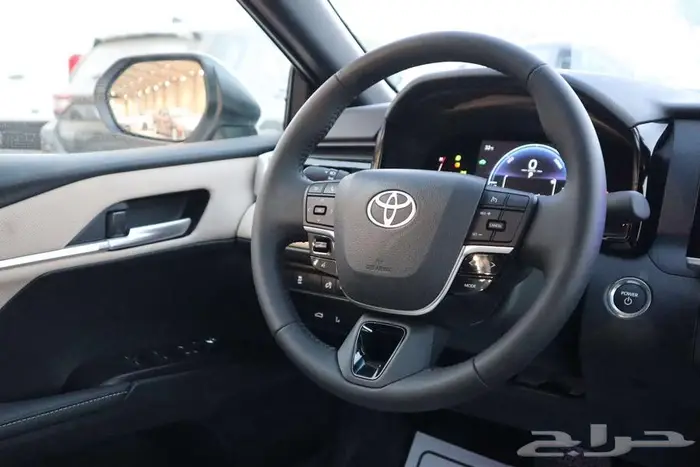 تويوتا كامري 2025 ال اي هايبرد (مبيعات اقساط) 4