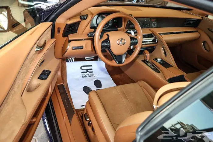 لكزس ال سي 500 موديل 2018 6