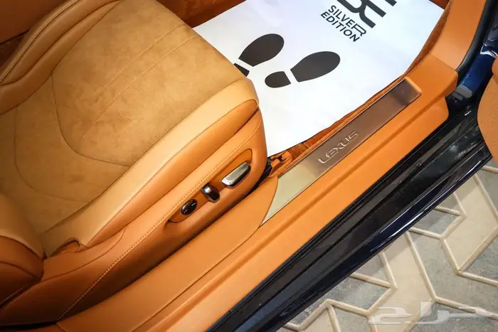 لكزس ال سي 500 موديل 2018 12